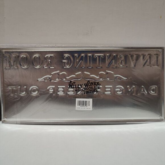 Willy Wonka and the Chocolate Factory Inventing Room Tin Sign Official Display - Picture 2 of 5